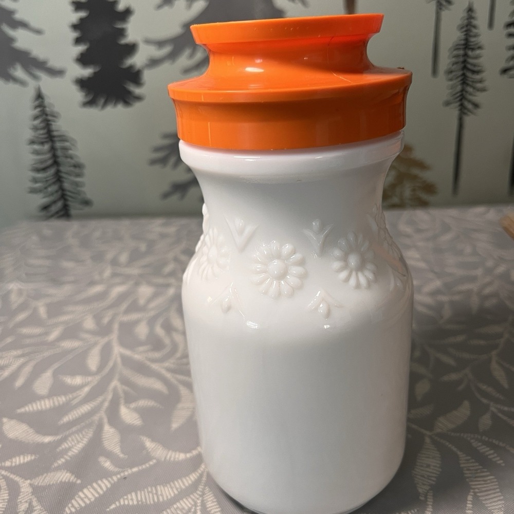 VTG 60's Maxwell House Coffee Canister Milk Glass Orange Plastic Lid Carafe